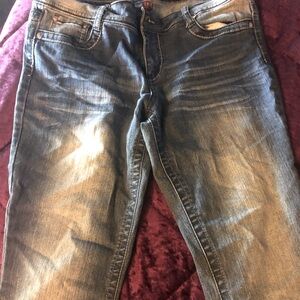 Lei size 13 jeans. Small flare at legs stretchy material.